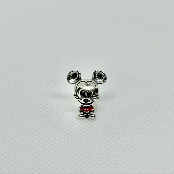 Mickey Mouse Charm - Picture 2 of 3